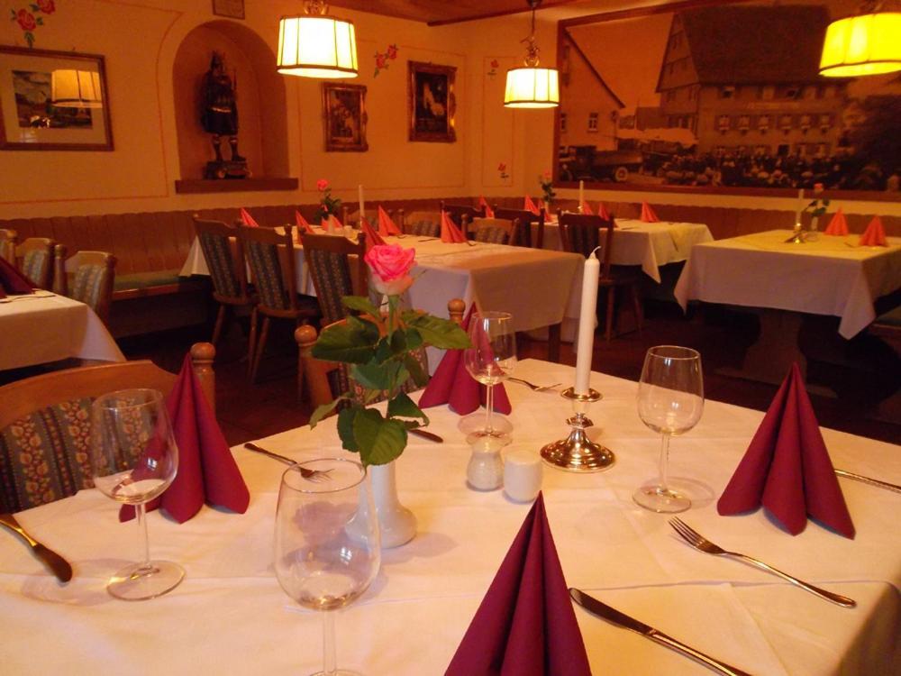 Gasthaus Hotel Zum Kreuz Stetten am Kalten Markt Dış mekan fotoğraf